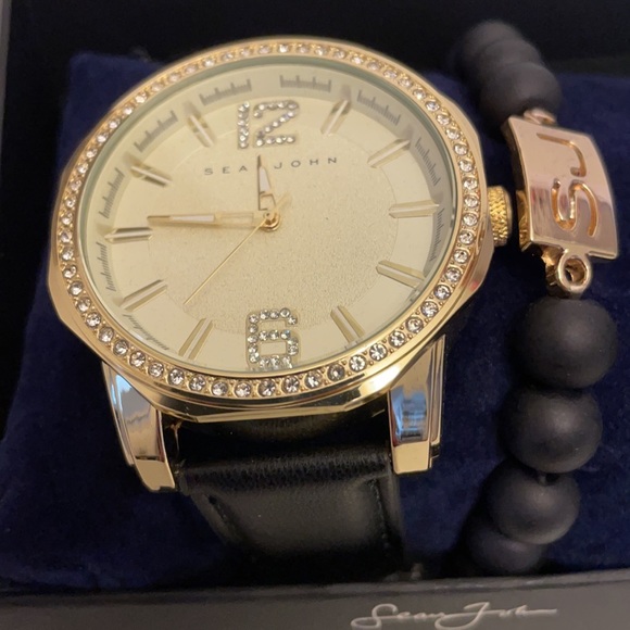 Sean john men’s black watch and bracelet set . - Picture 2 of 3